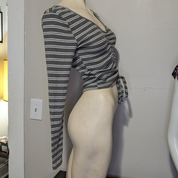 Rue21 Soft Striped Sweater with Ruched Front M GUC - Picture 4 of 5